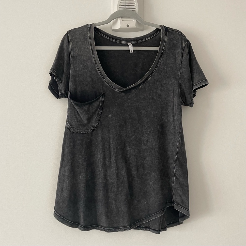 Z Supply Pocket V Neck Tshirt